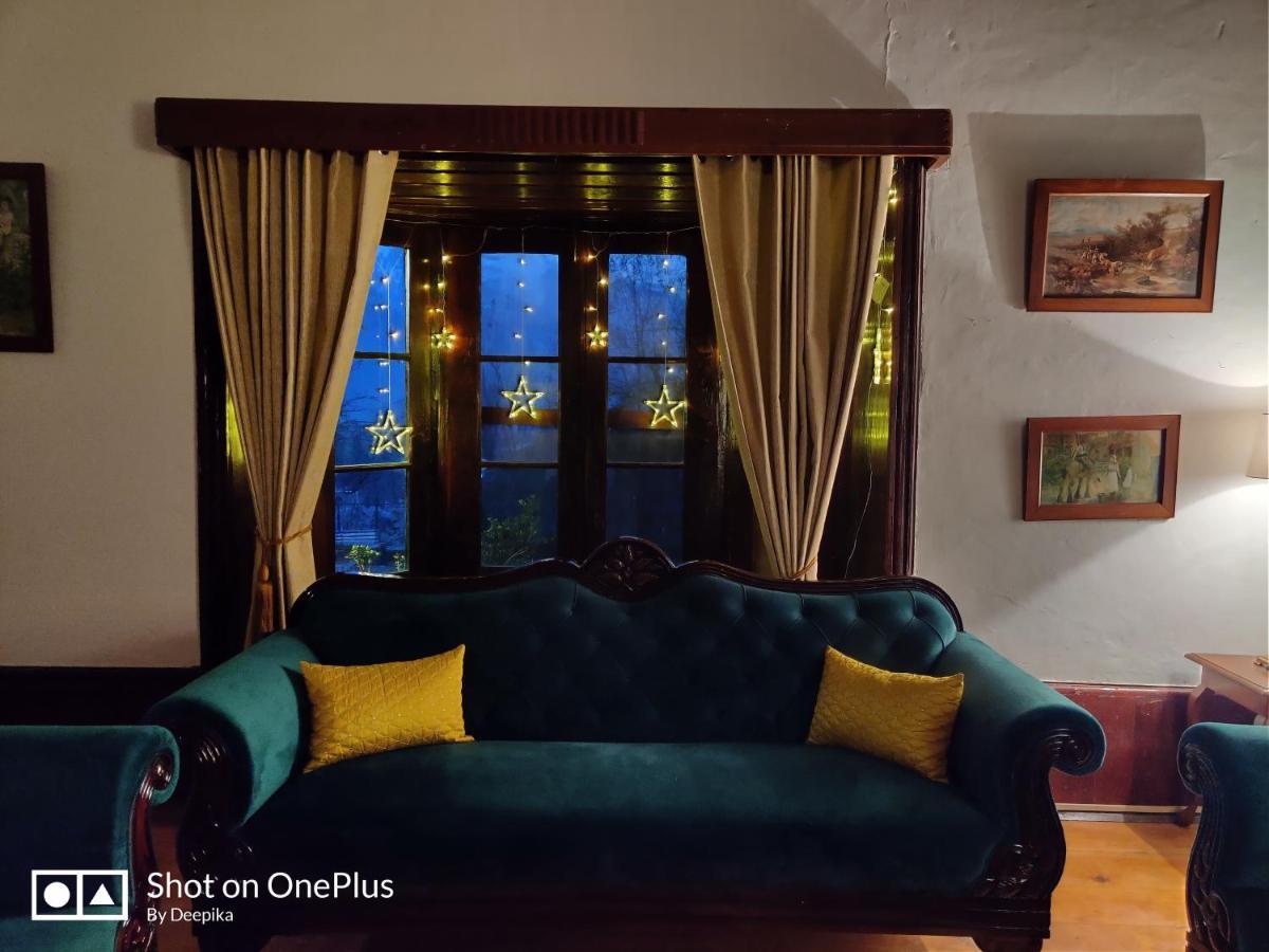 The Sunshine Heritage Bed and Breakfast Manāli Buitenkant foto