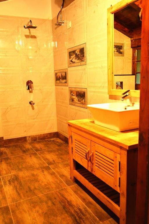 The Sunshine Heritage Bed and Breakfast Manāli Kamer foto