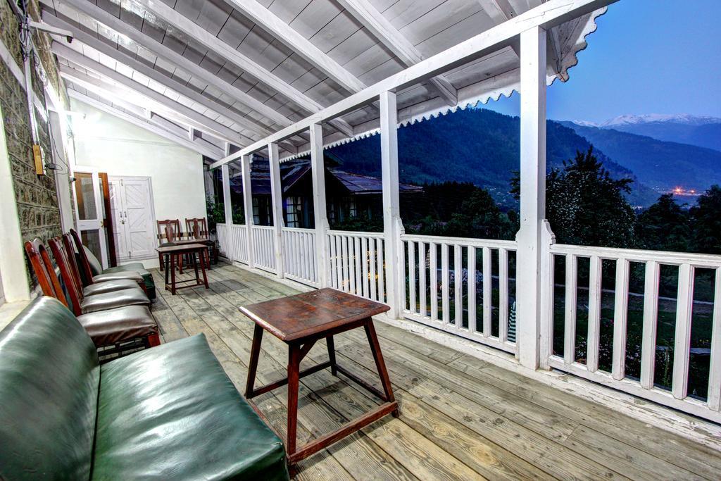 The Sunshine Heritage Bed and Breakfast Manāli Buitenkant foto